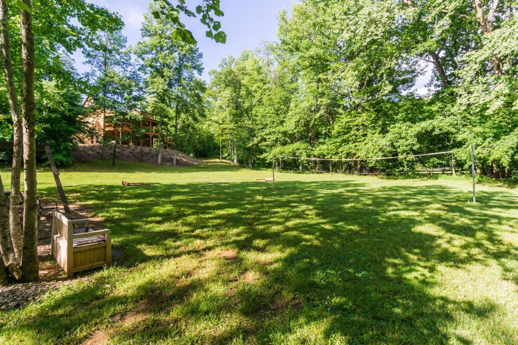 New Listing! Wine Country Retreat - 2 Bed, Hot Tub Villa Dahlonega Exterior photo